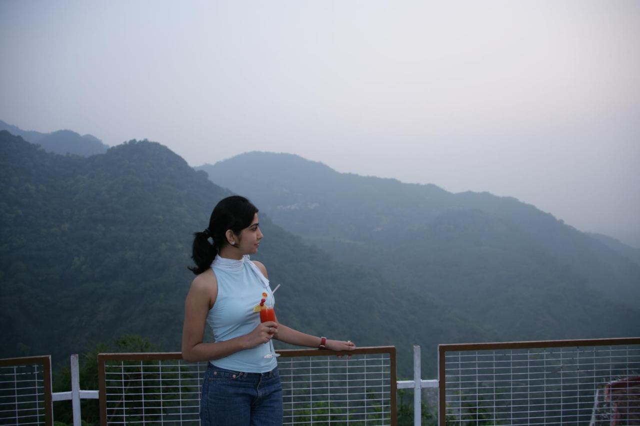 Timber Trail Base Resort - At The Foothills Of Adventure Parwanoo Luaran gambar